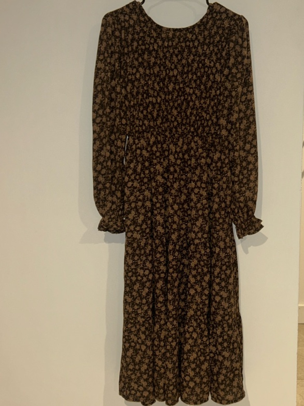 NWT Brown Floral Long Sleeve Tiered Midi Dress